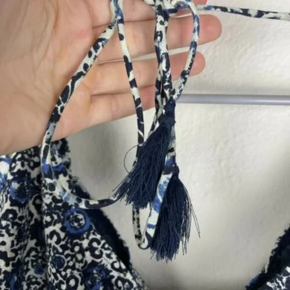 Sadie and Sage Peasant Off Shoulder Top Size Medium Blue Cream Pullover … - Picture 3 of 6